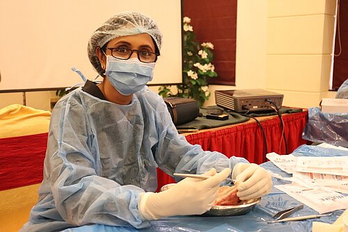 Prof. Ashvini Padhye in Women Regeneration Meeting hands-on course
